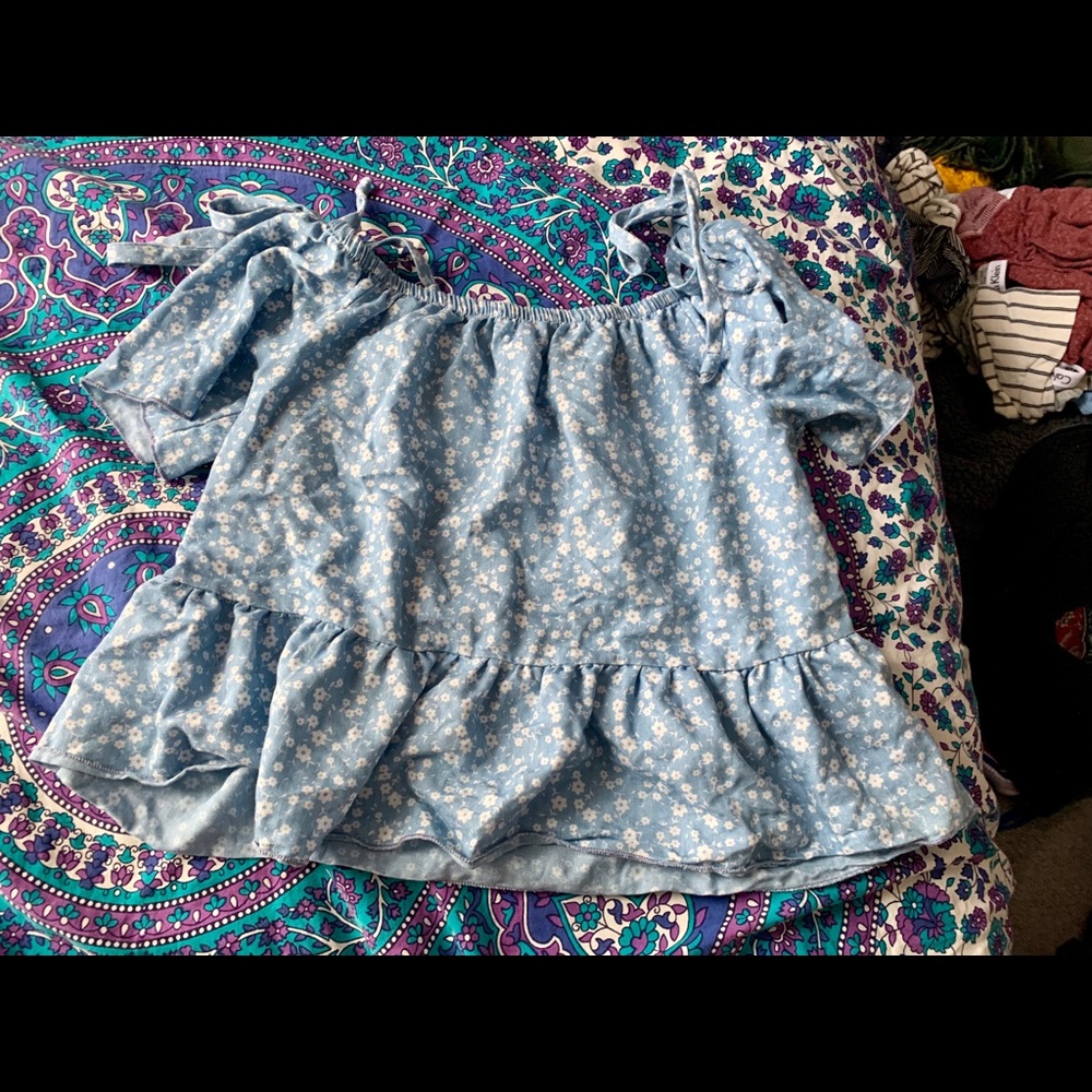 Baby Blue with little white flowers crop top